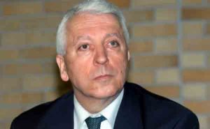 moutzouris-shmantikes-elleipsis-stin-exuphrethsh-krouazieroploiwn