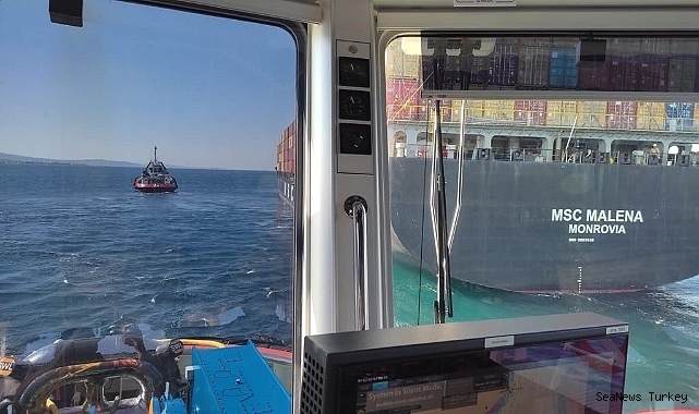 Πλοίο μεταφοράς εμπορευματοκιβωτίων έμεινε ακυβέρνητο στα Δαρδανέλια