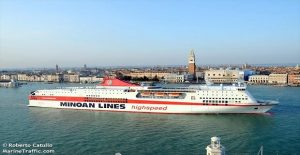 mukonos_palace_aktoploia_