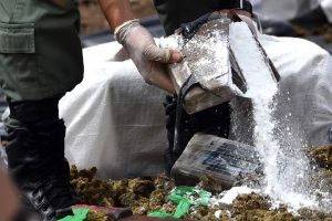 narkwtika_se_emporika_ploia