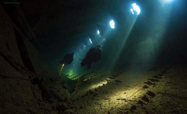 nauagia-pagwmena-sto-xrono-05