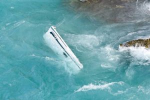 ΝΑΥΑΓΙΟ ΜΕ ΝΕΚΡΟΥΣ ΜΕΤΑΝΑΣΤΕΣ ΣΤΑ ΚΥΘΗΡΑ  (ΔΙΟΝΥΣΙΟΣ ΑΝΔΡΟΝΙΚΟΣ/EUROKINISSI)