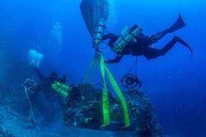 nauagio_antikuthiron_