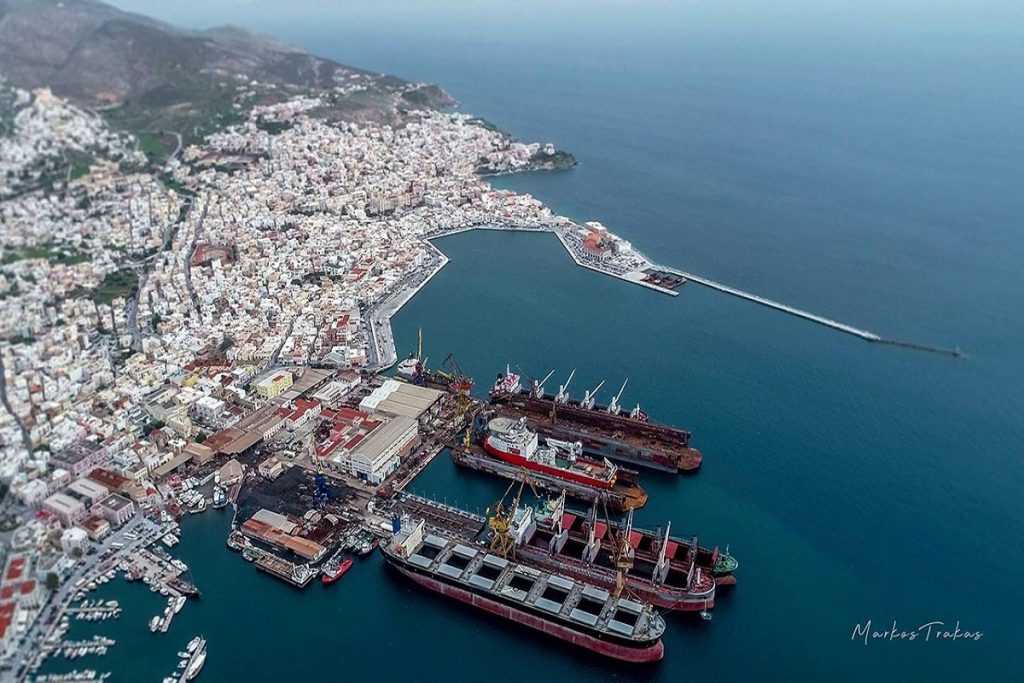 ΟΝΕΧ: Ρεκόρ πλοίων σε Σύρο και Ελευσίνα για επισκευαστικές εργασίες!