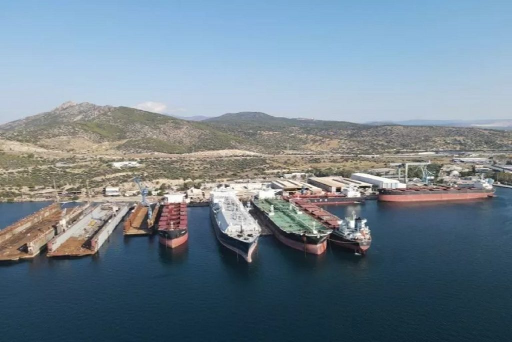 Ναυπήγηση νέων πλοίων σχεδιάζουν Ελευσίνα και Σκαραμαγκάς