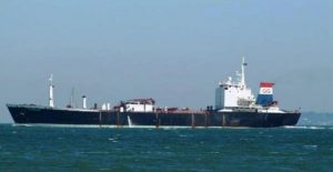 nautiko_livuis_anoixe_pur_enantion_dexamenoploiou_