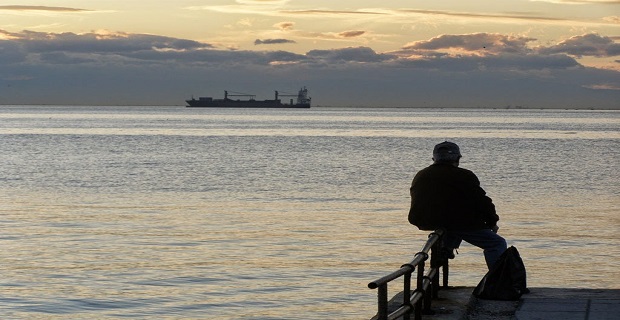 nautikos_meiosi_misthon_