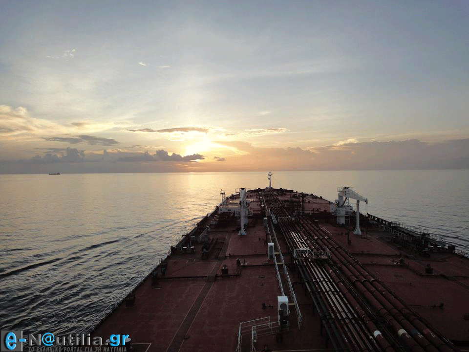 nautilia_ploio_suezmax