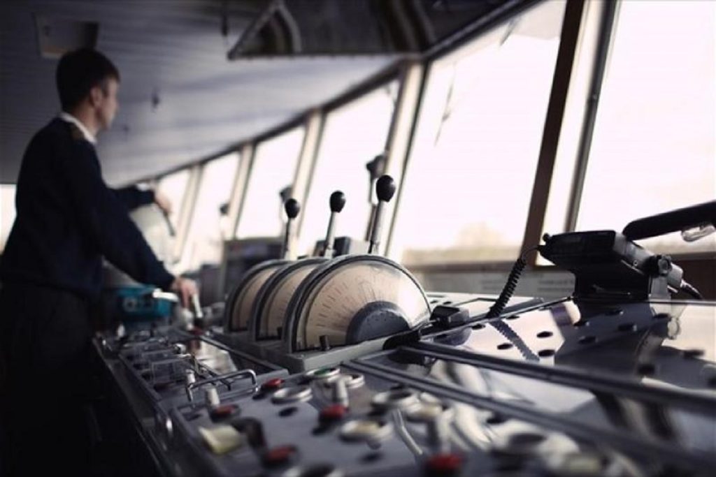 Κύριοι ΠΡΟΣΟΧΗ !!! Να μη χαθεί η ... μπάλα...