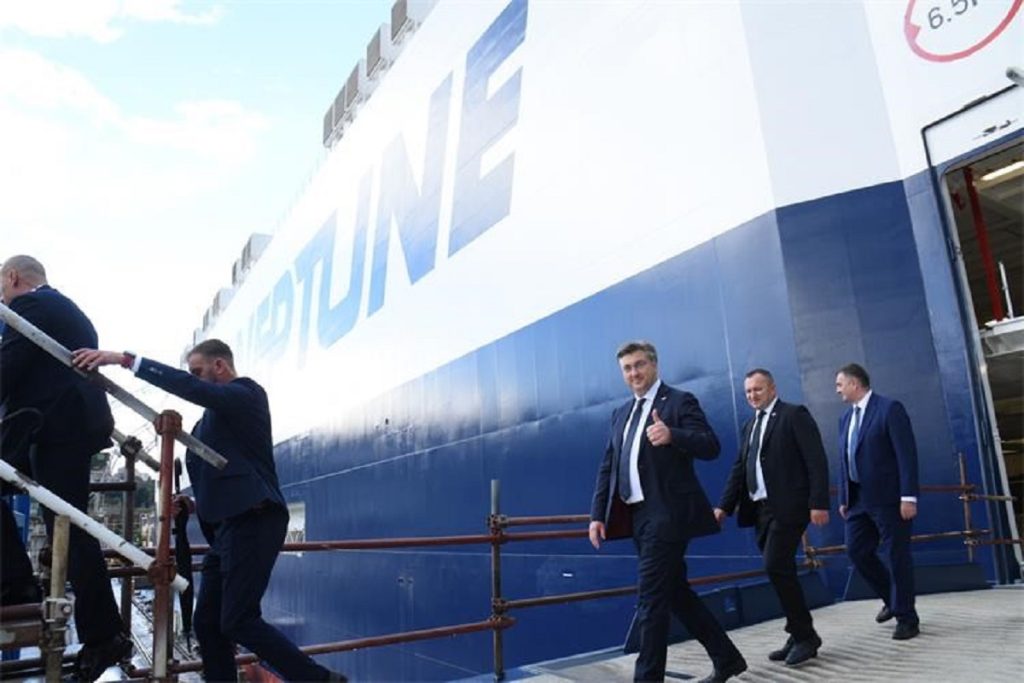 Η Neptune της Μελίνας Τραυλού παρέλαβε ένα νεότευκτο και υψηλών προδιαγραφών πλοίο RoRO που κατασκευάστηκε στην Ευρώπη (photo)