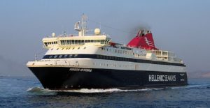 nhsos_mukonos_aktoploia_plwri_gia_rafhna_