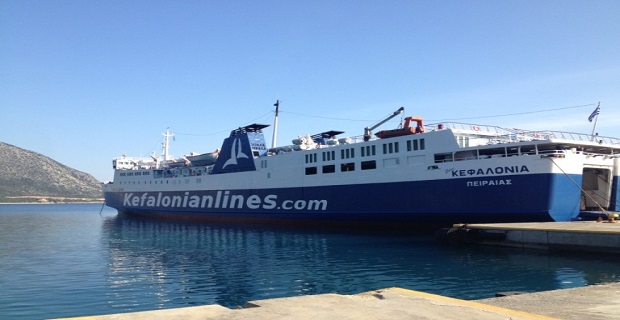 nisos_kefalonia_aktoploia_dianuktereuei_sto_poro_