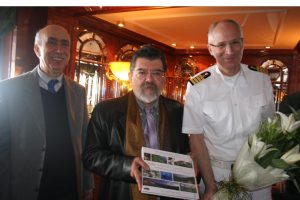 o-dhmarxos-lesvou-upodexthike-to-prwto-krouazieroploio