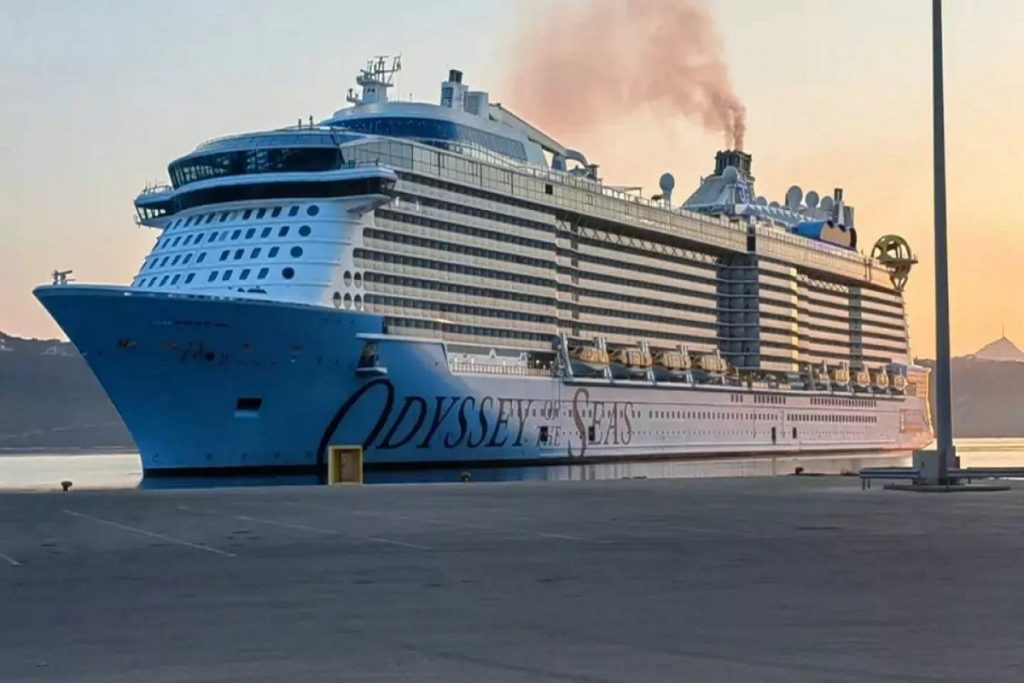 Στη Σούδα το «Odyssey of the seas» με 4.944 επιβάτες!