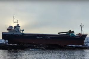 olikh_apwleia_emporikou_ploiou