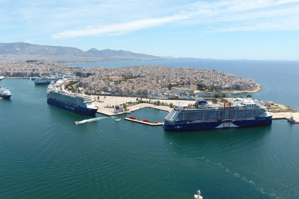 Το πρώτο Κρουαζιερόπλοιο της σεζόν στο λιμάνι του Πειραιά!