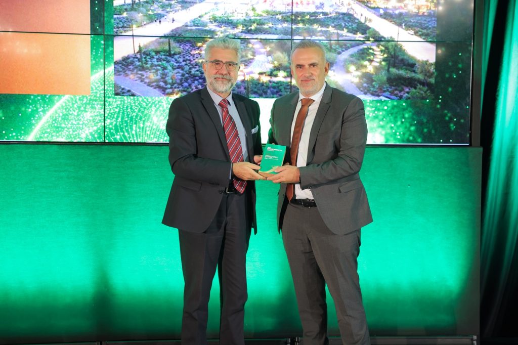 ΟΛΠ: Τρεις κορυφαίες διακρίσεις στα Environmental Awards 2024 και Διπλή βράβευση στα Compliance Awards 2024
