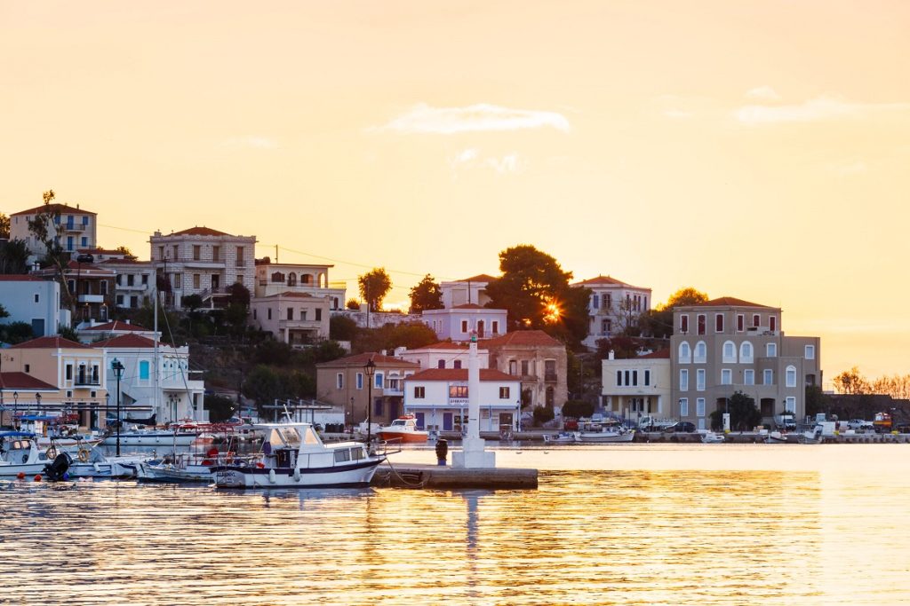 Χωρίς ακτοπλοϊκή σύνδεση με Πειραιά οι Οινούσσες