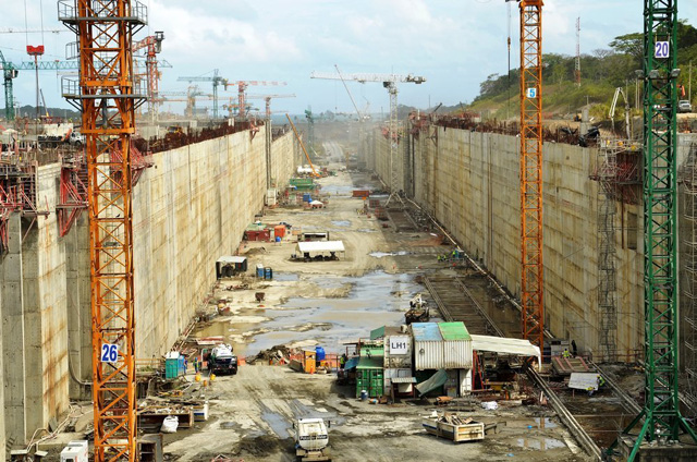 panama_canal__