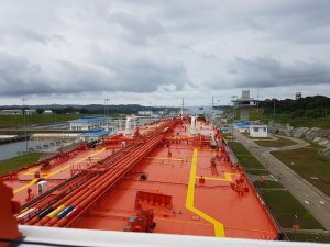 panama_canal_tanker_transit_