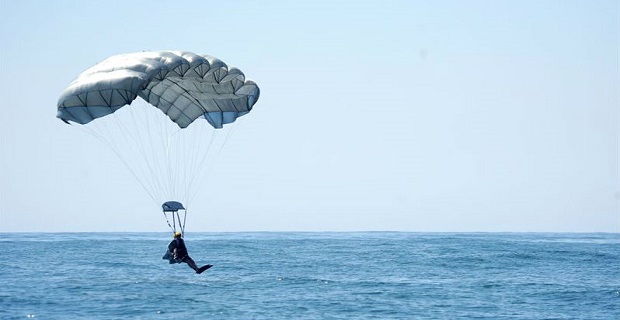 Δυο νεκροί και δυο τραυματίες από έκρηξη σε φορτηγό πλοίο Δυο νεκροί και δυο τραυματίες από έκρηξη σε φορτηγό πλοίο