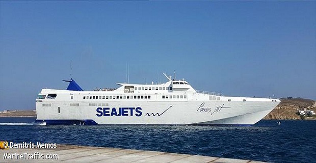 Πρόσκρουση πλοίου στην προβλήτα του Πειραιά