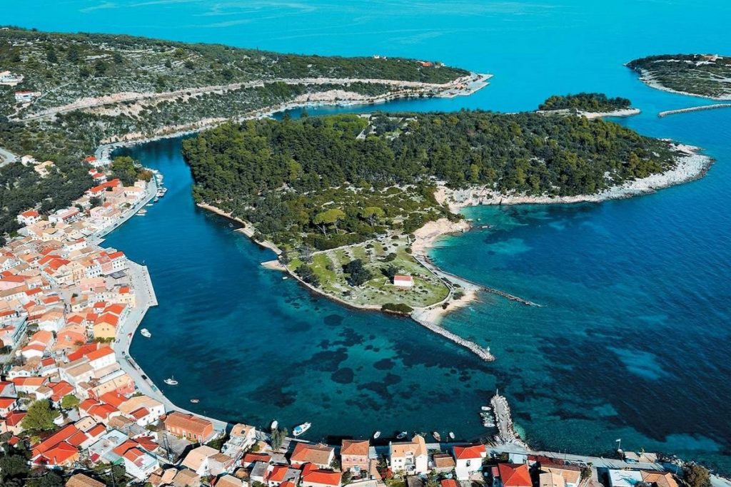 Μηχανική βλάβη για το πλοίο «Paxos Island» - Αναμονή για 60 επιβάτες στο λιμάνι των Παξών