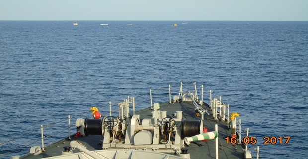 Πειρατική απόπειρα σε πλοίο ελληνικής διαχείρισης στον Κόλπο του Άντεν (video) Πειρατική απόπειρα σε πλοίο ελληνικής διαχείρισης στον Κόλπο του Άντεν (video)