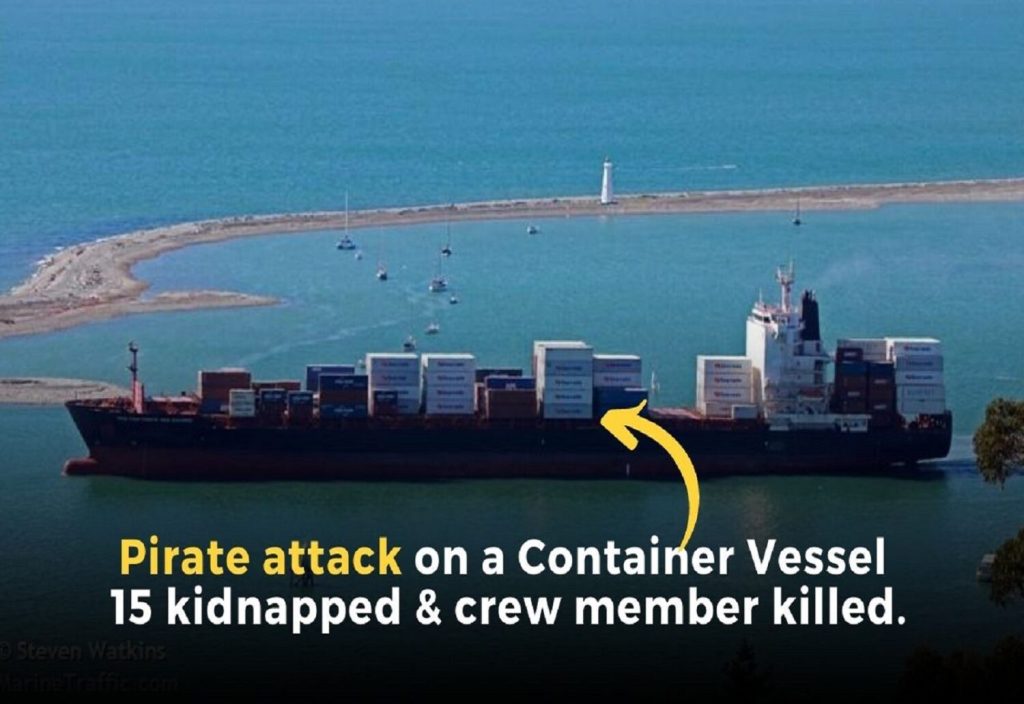 Κόλπος Γουινέας: Πειρατική επίθεση με ένα νεκρό και 15 μέλη του πληρώματος να έχουν απαχθεί!