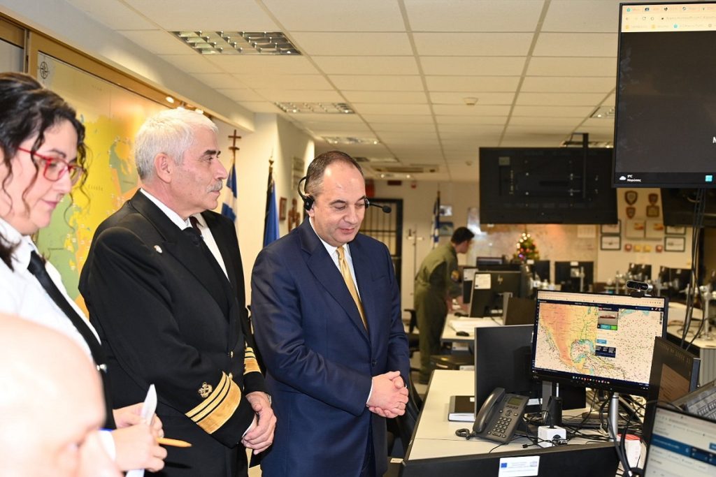 Ευχές για το νέο Έτος από τον ΥΝΑΝΠ κ. Γιάννη Πλακιωτάκη σε ναυτικούς και σε λιμενικούς εν πλω