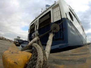 ploio-asfaleias-proteinei-to-epimelhthrio-gia-tis-kuklades