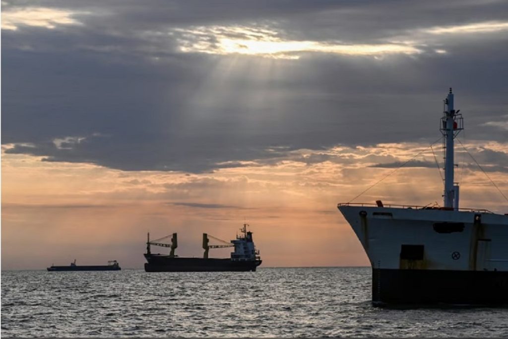 Καταγγελία για της συνθήκες διαβίωσης σε ελληνικό πλοίο: Χωρίς νερό και air condition για πάνω από 6 μήνες