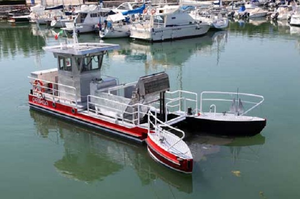 ploio_antimetopisis-tis-ripansis