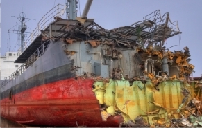 polountai-nea-ploia-gia-paliosidera