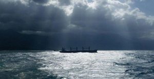 pontoporos_nautilia_ellhniki_shmaia_