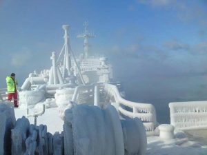 pontoporos_nautilia_frozen_ship_
