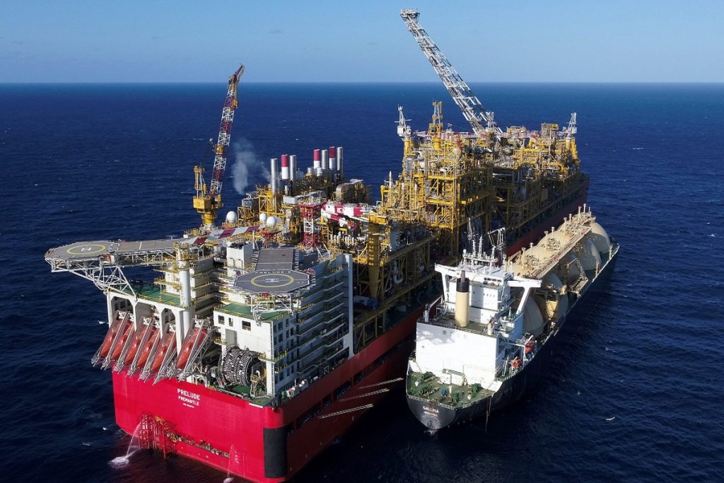 Η Shell θα σταματήσει να πληρώνει τους εργαζόμενους στο Prelude FLNG