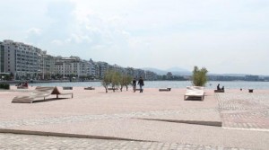 Πτώση άνδρα στη θάλασσα στη Θεσσαλονίκη