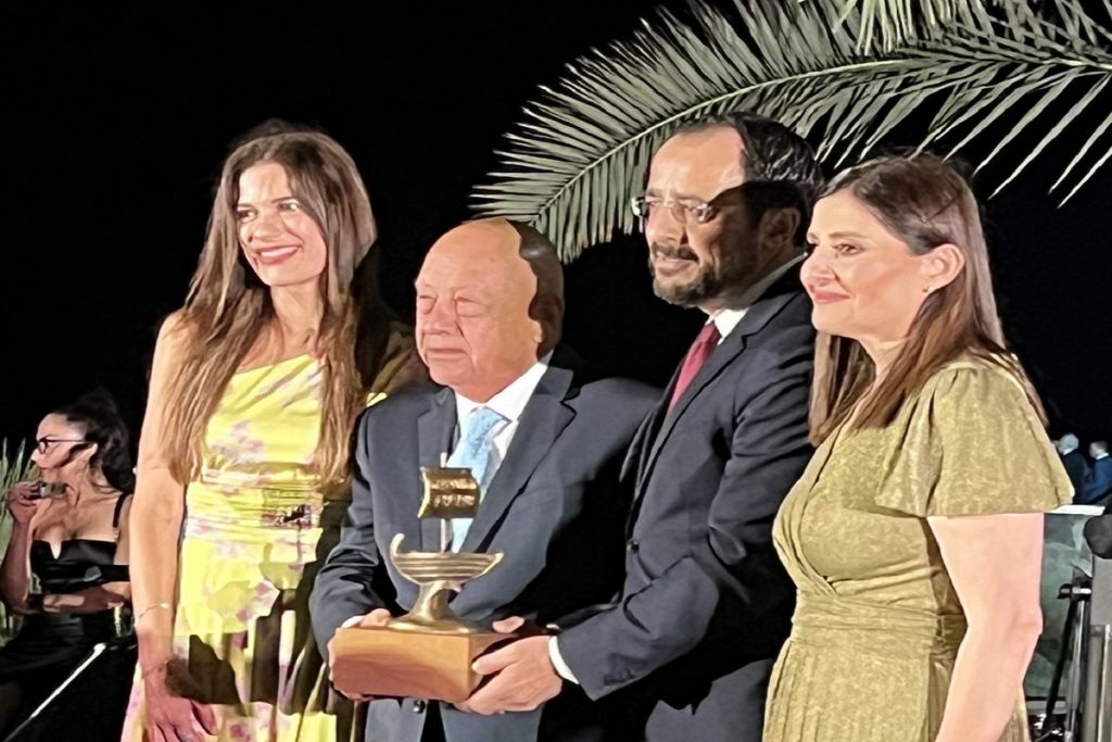 Ο Γιώργος Προκοπίου τιμήθηκε με το Cyprus Maritime Award για την πολυετή στήριξη του κυπριακού νηολογίου