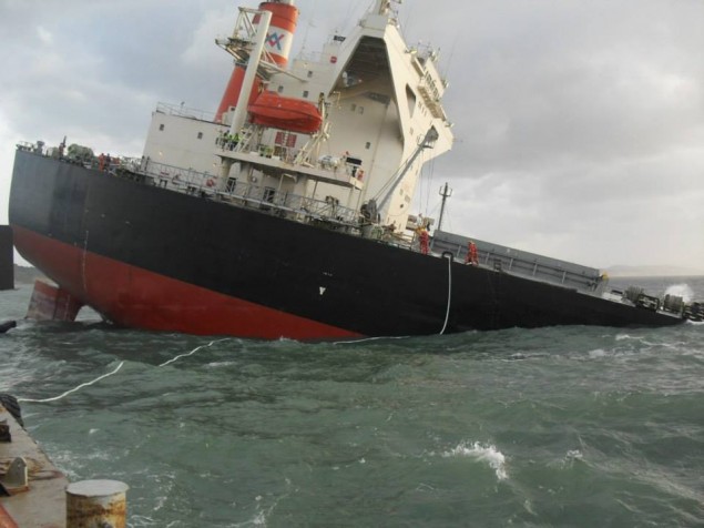 prosaraks_forthgou_ploiou_kai_kopsimo_sth_notio_afrikh1