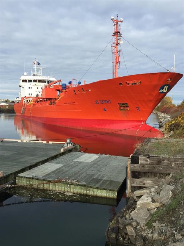 prosaraksi_ploiou_pou_kouvalouse_roumi2