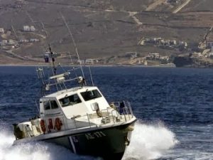 prosaraxh-skafous-sto-steno-parou-naxou