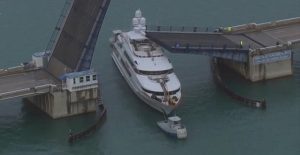 proskroush-giot-aksias-pollwn-ekatommuriwn-se-gefyrao