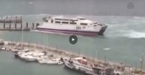 proskroush_epivatigou_ploiou_aktoploia1