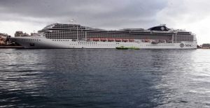 proskrousi_magnifica_ston_peiraia