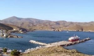 psara_sto_mati_tou_kuklwna_h_aktoploikh_grammh