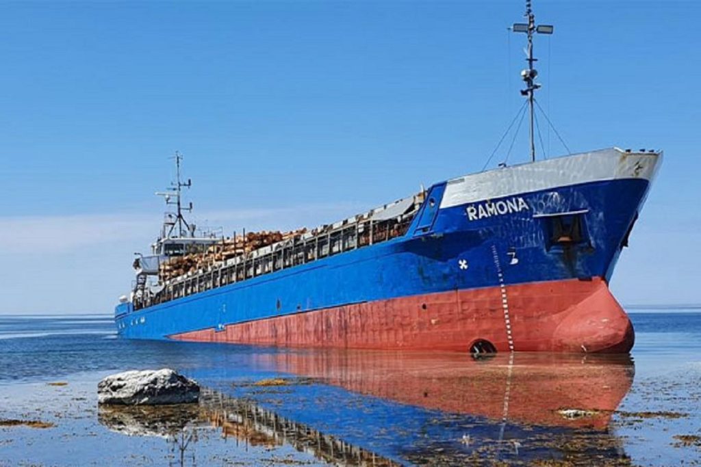 Φορτηγό πλοίο προσάραξε λόγω του ότι αποκοιμήθηκε ο αξιωματικός φυλακής στη γέφυρα!