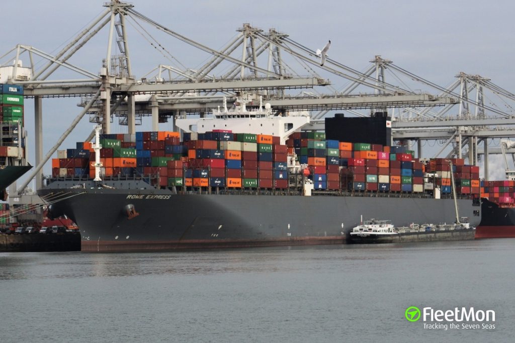 Πλοίο της Hapag-Lloyd άλλαξε εκτάκτως πορεία για να αποβιβάσει πλήρωμα που έχει προσβληθεί από κορονοϊό