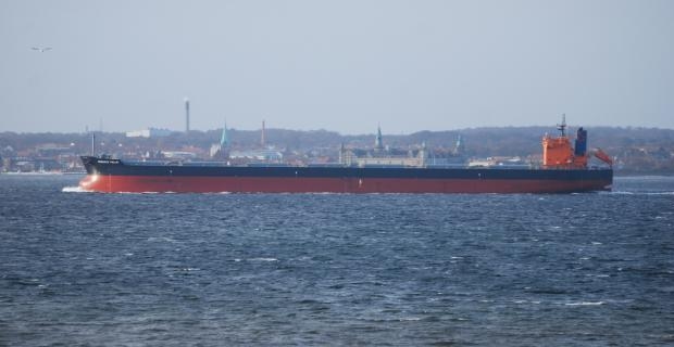 Φορτηγό πλοίο αγγίζει 2 φορές το βυθό στον ποταμό Columbia rosco_palm