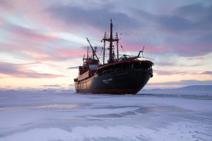 Research and expedition ship Mikhail Somov stuck in ice in Arctic Ocean